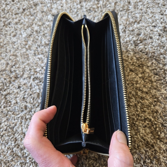 Kate Spade Black Wallet with Gold Accents - Picture 4 of 5